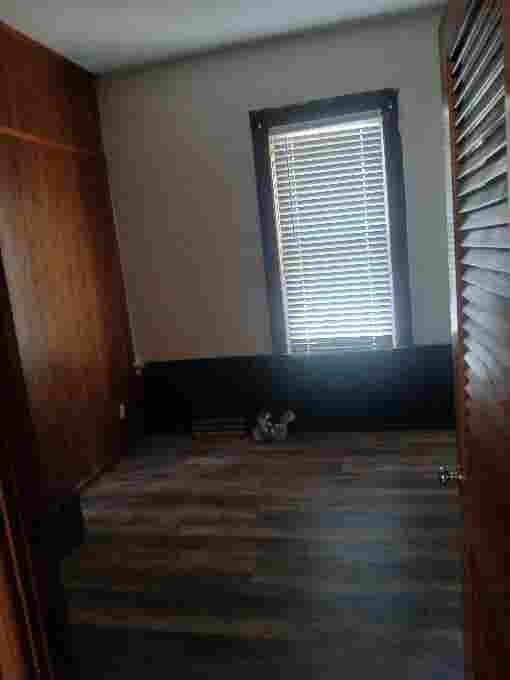 One roommate and thier own room