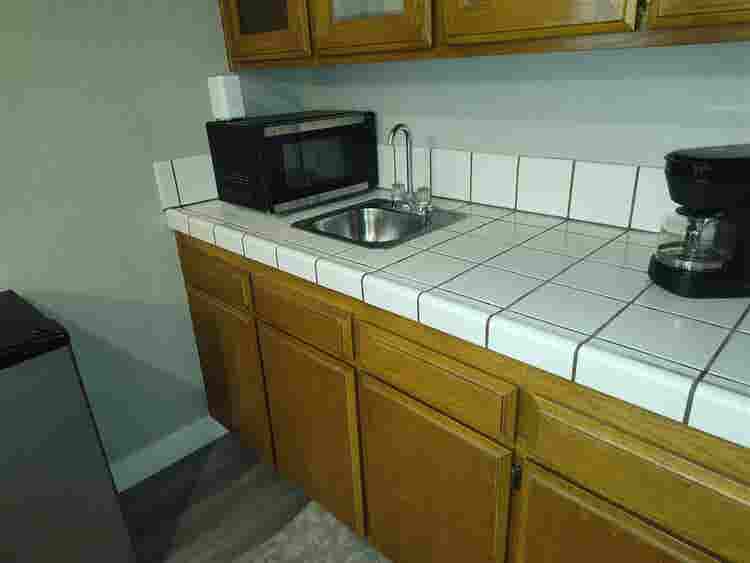 STUDIO FOR SINGLE PERSON OR COUPLE
