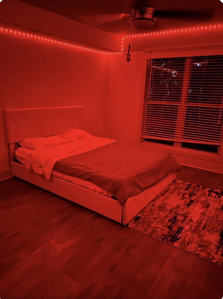ROOM FOR RENT