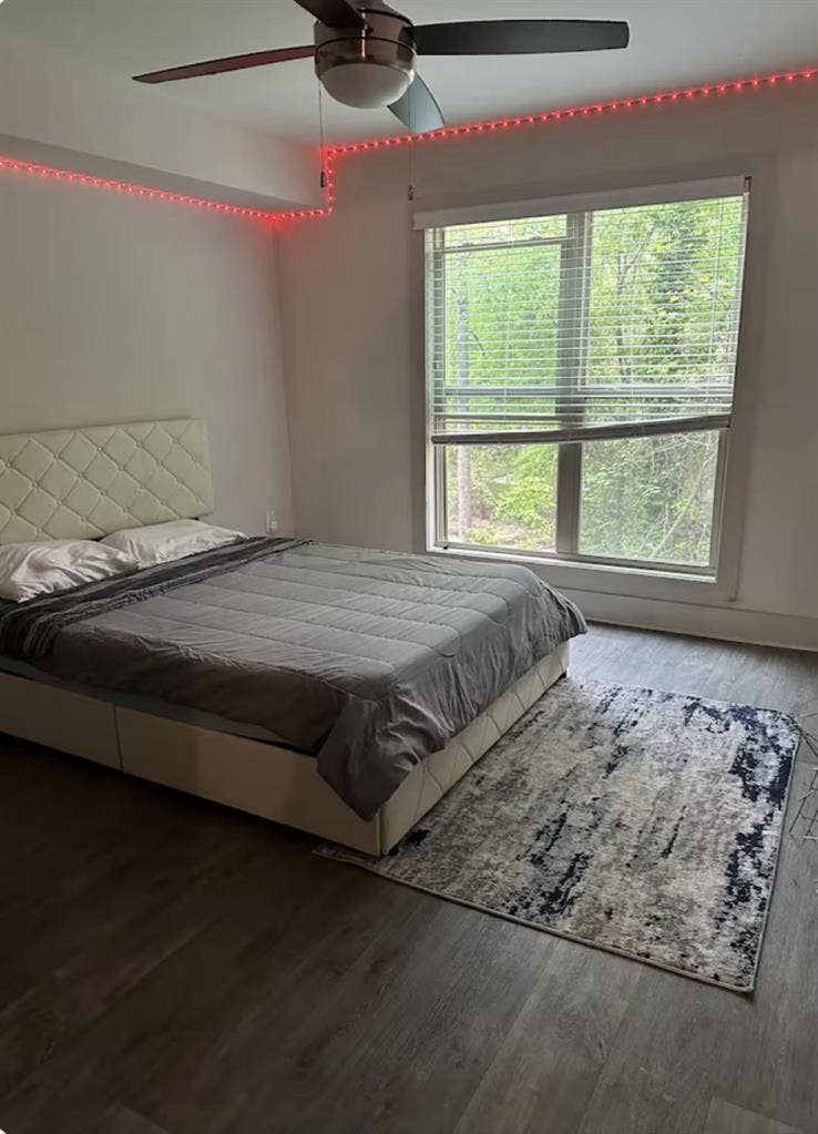 ROOM FOR RENT
