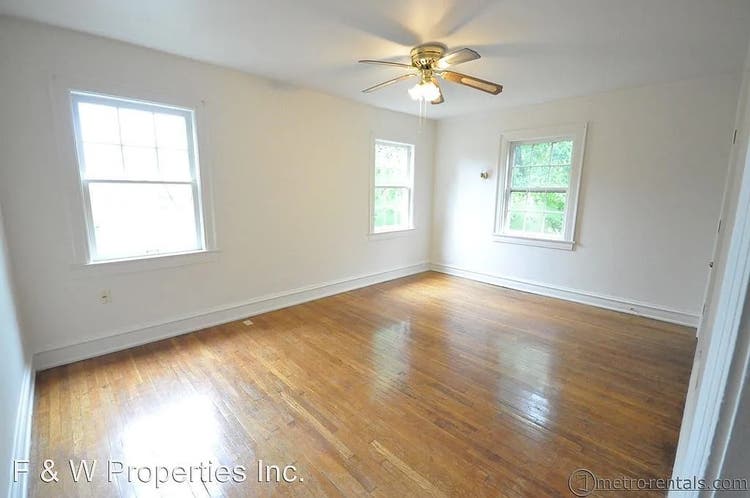 Spacious 7-Room Mansion Style Apt