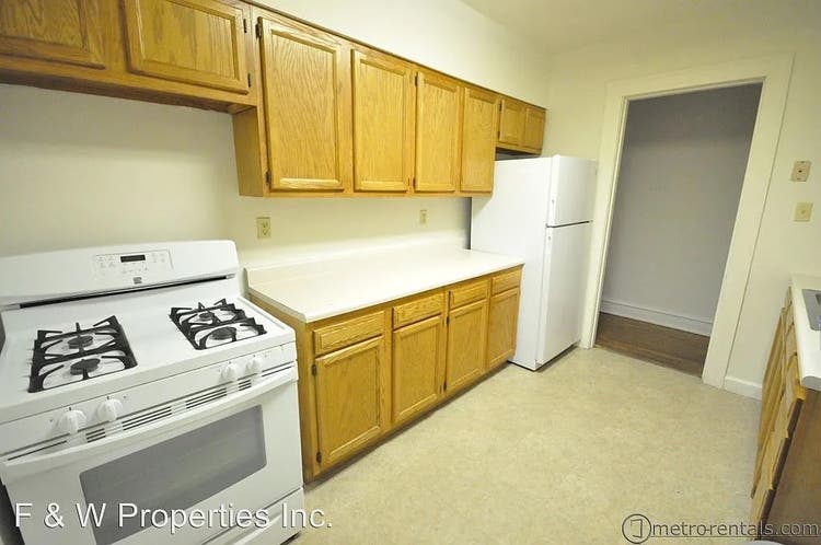Spacious 7-Room Mansion Style Apt