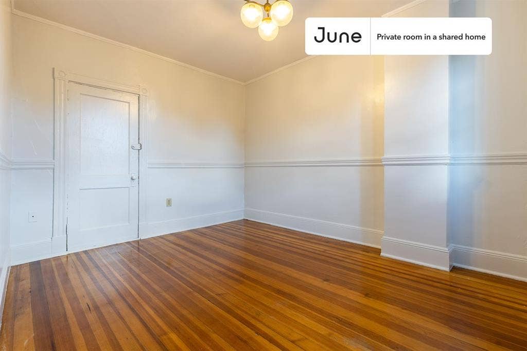 3 BR in Boston