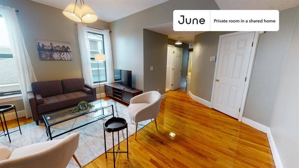 4 BR in Boston