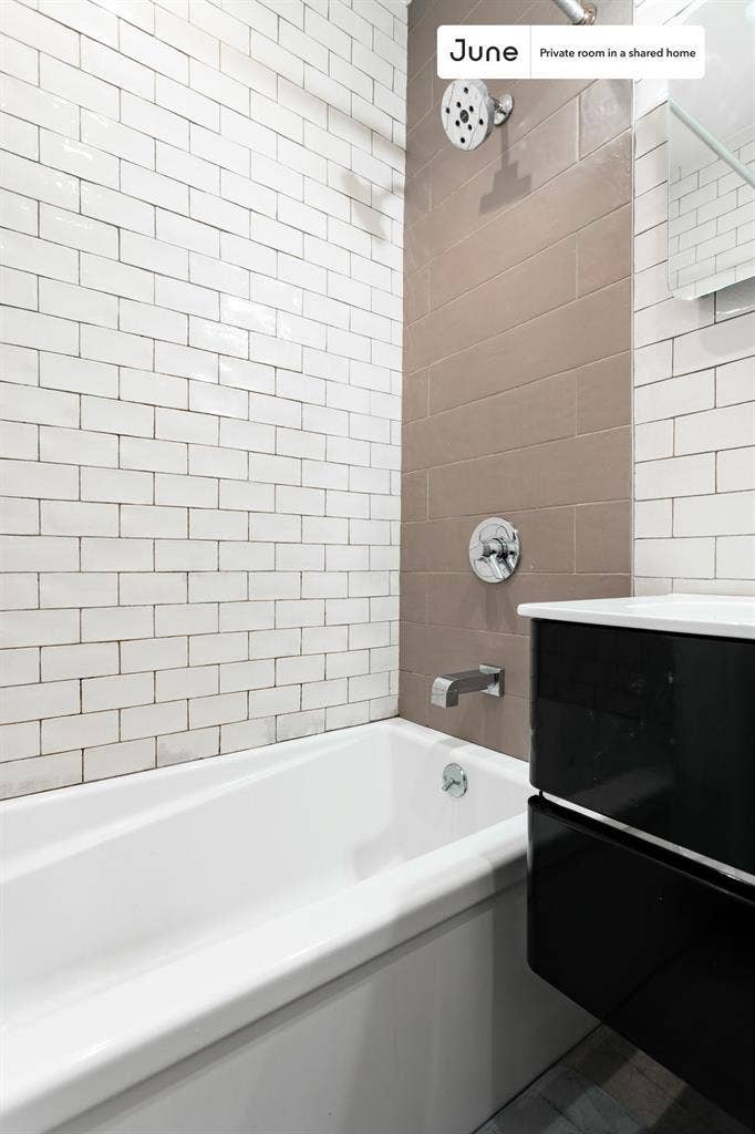 3 BR in New York City