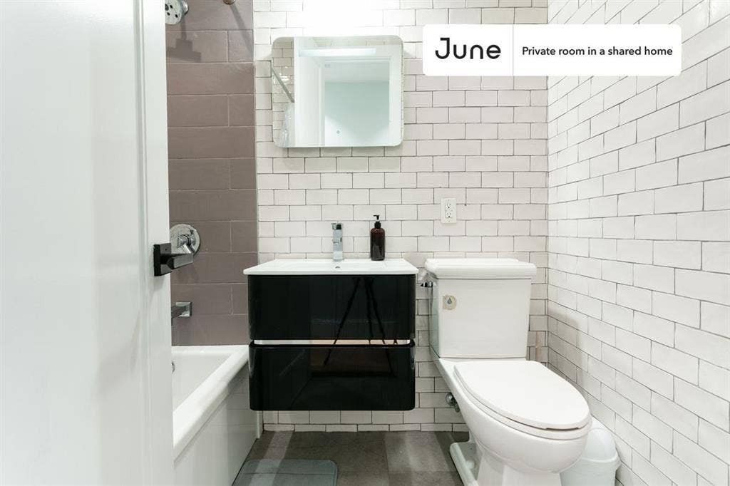 3 BR in New York City