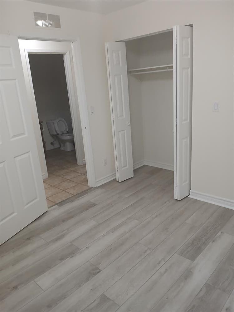 Nice room for rent