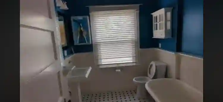 Looking for one more roommate