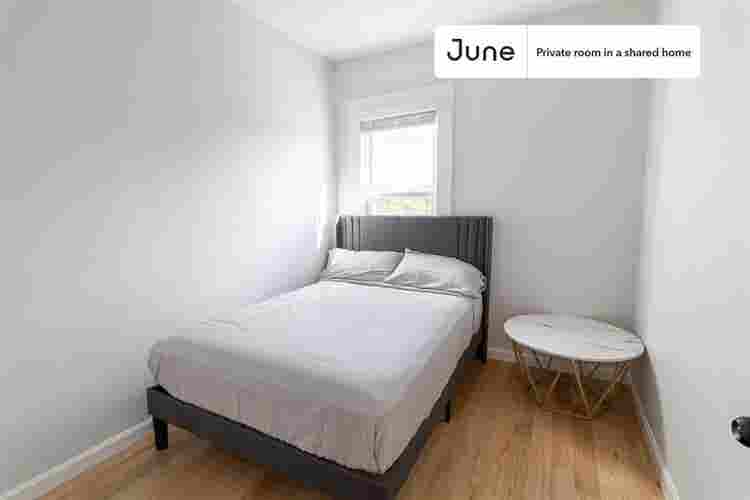 3 BR in Boston