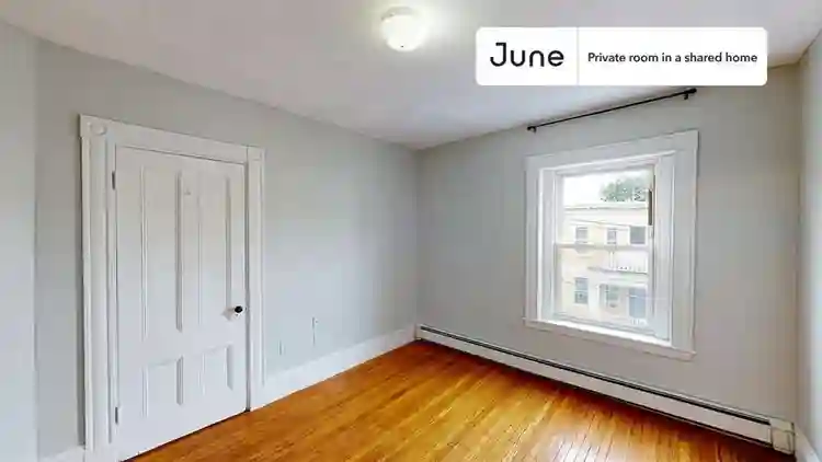 4 BR in Boston