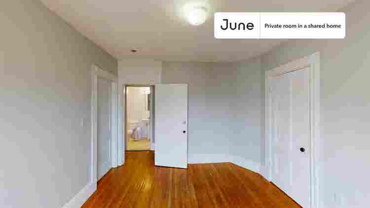 4 BR in Boston