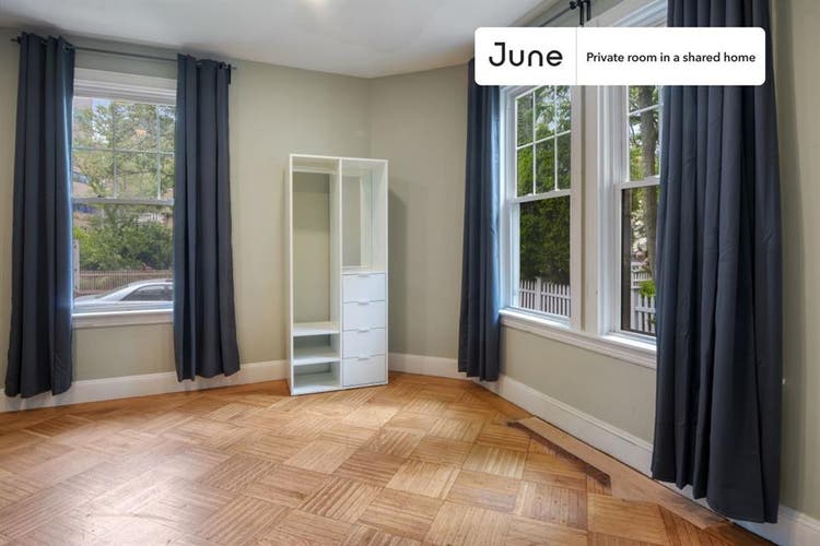 7 BR in Boston