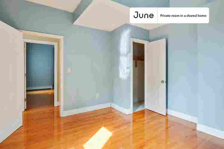 4 BR in Boston