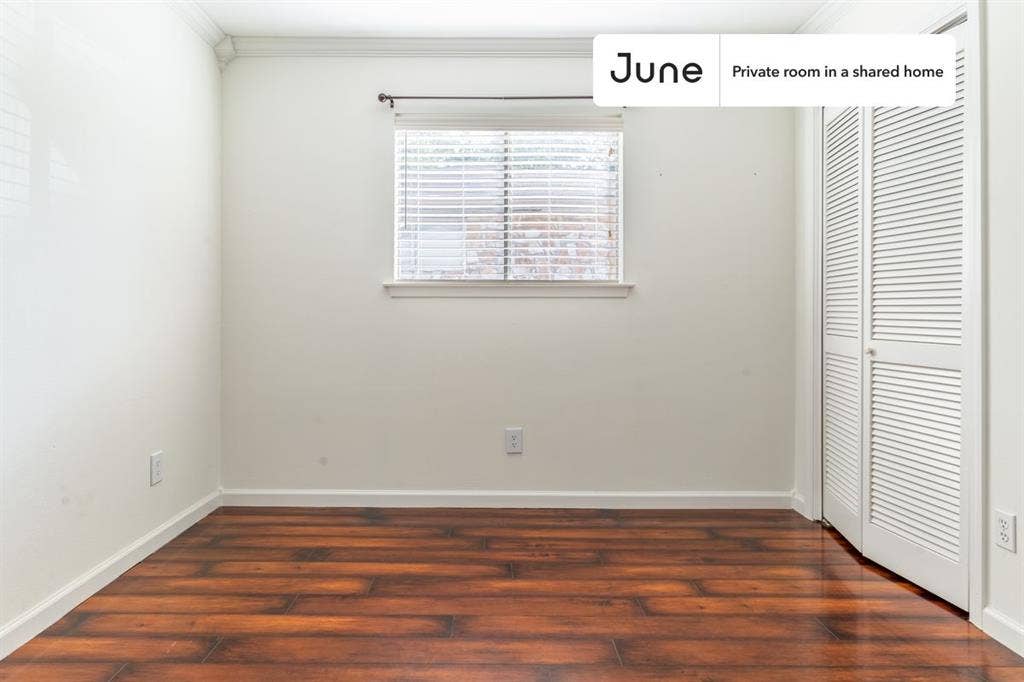 4 BR in Austin