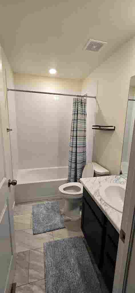 Private room for rent