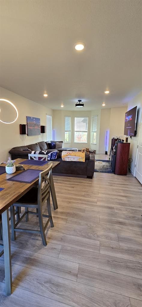 Private room for rent