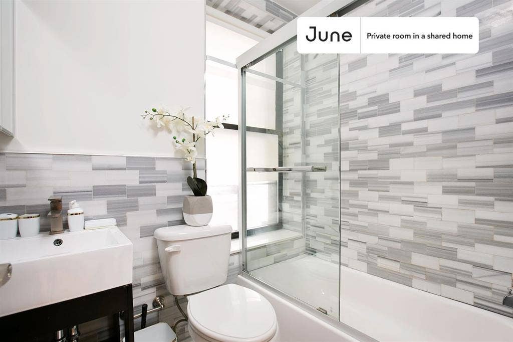 3 BR in New York City