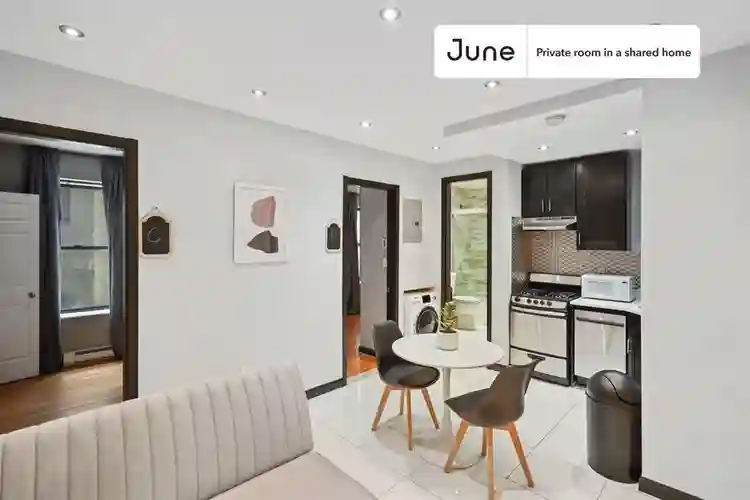 4 BR in New York City