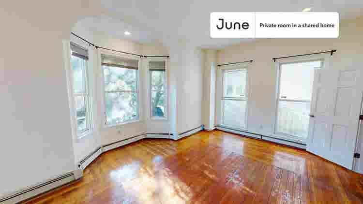 6 BR in Boston