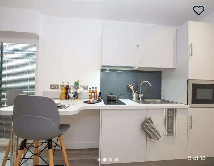 URGENT TENANCY TAKEOVER!