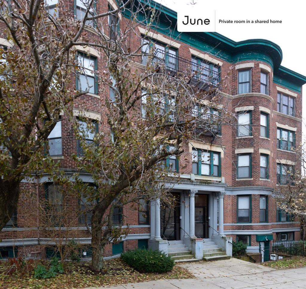 4 BR in Boston