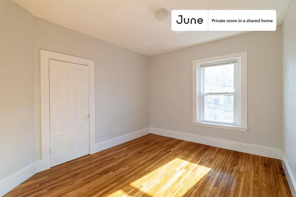 4 BR in Boston