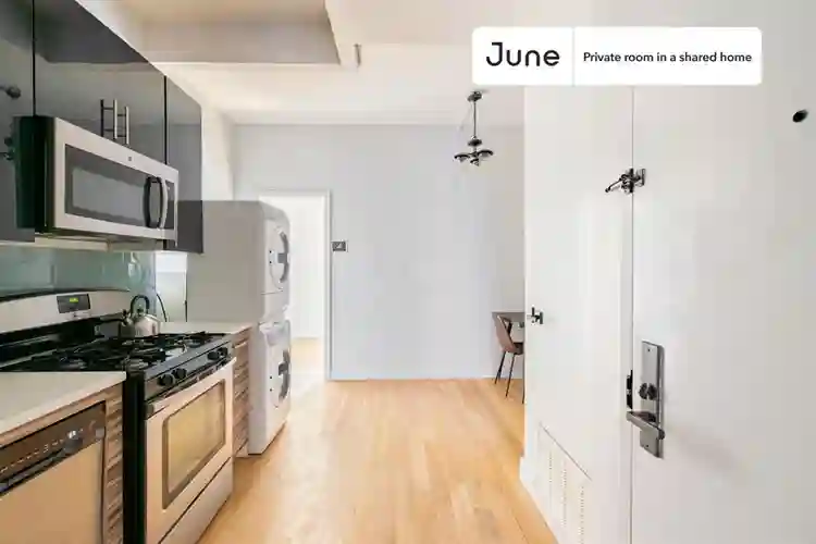 3 BR in New York City