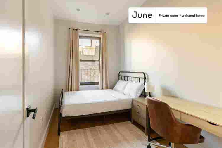 3 BR in New York City