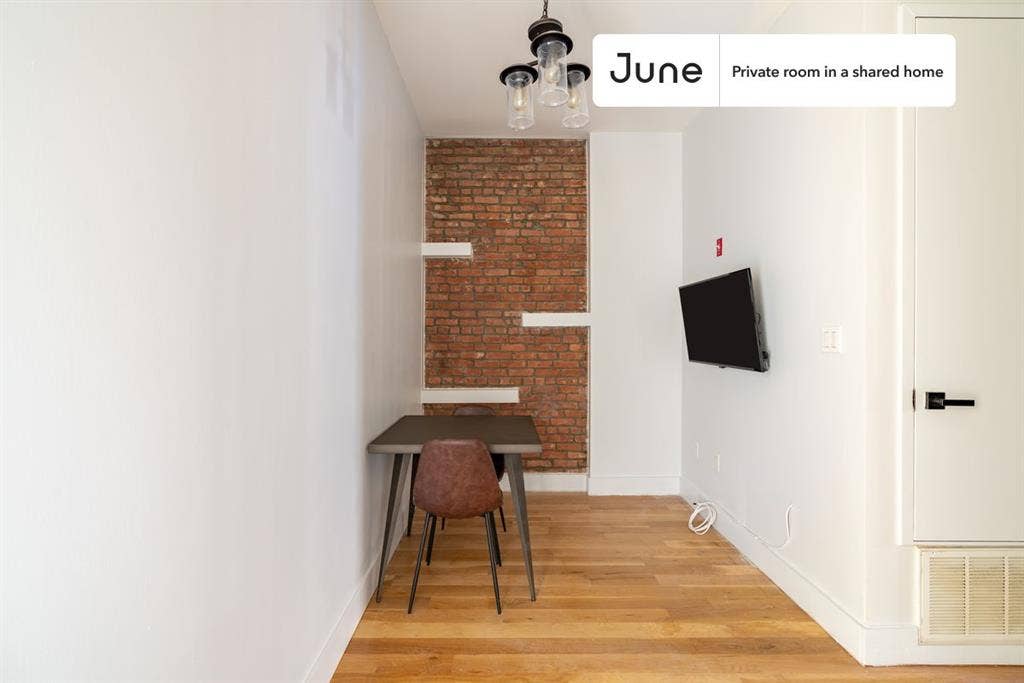 3 BR in New York City