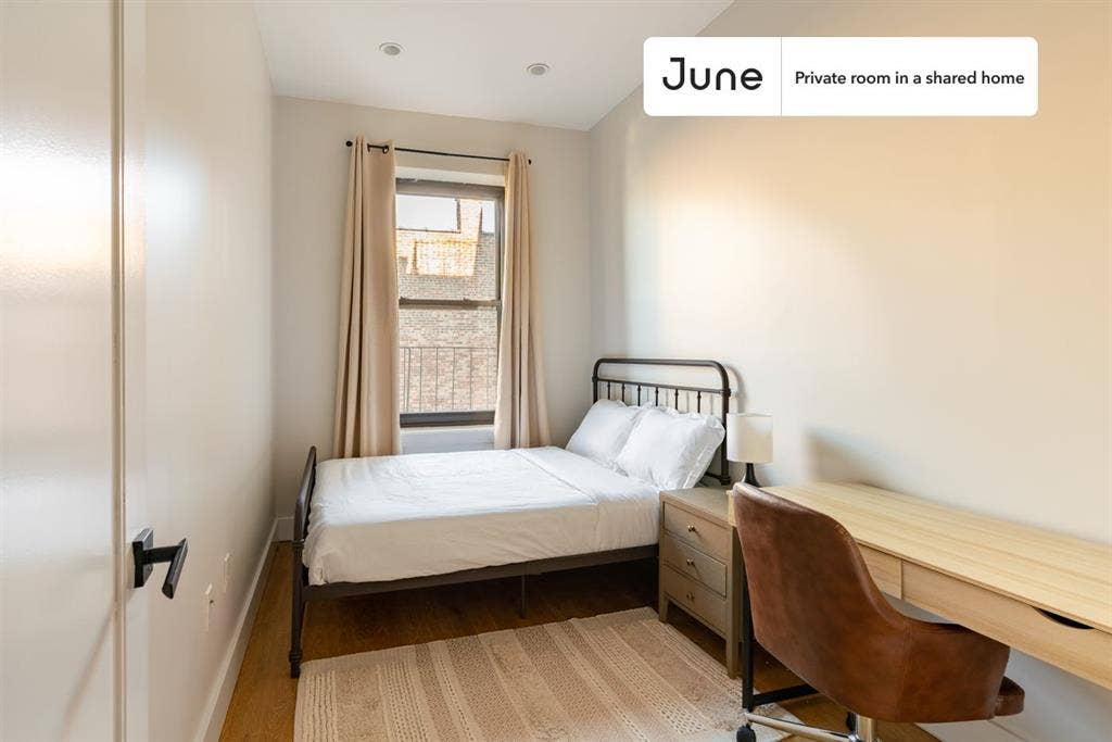 3 BR in New York City