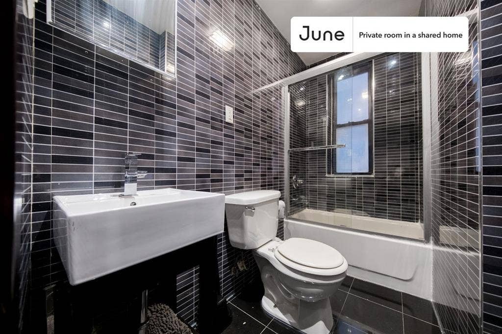 3 BR in New York City