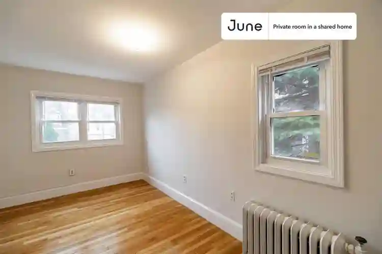 4 BR in Boston