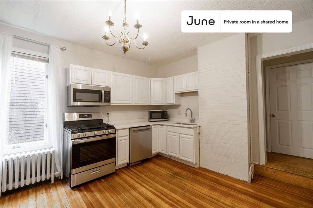 4 BR in Boston