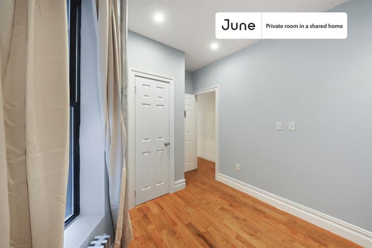 2 BR in New York City