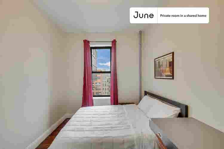 4 BR in New York City
