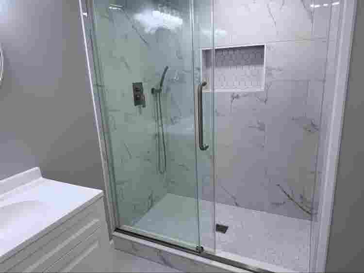 Spacious Bath