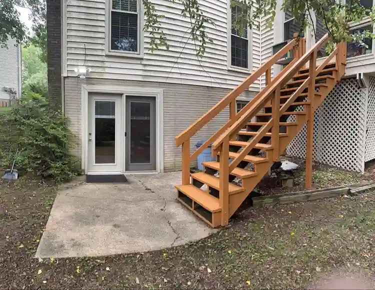 Spacious Basement Apt/ Private