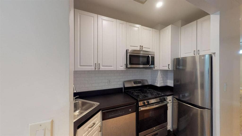 1 BR in New York