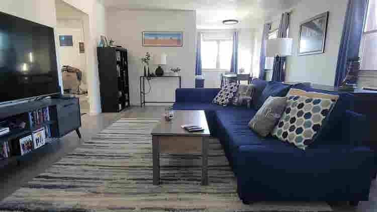Furnished Room + Bath w Free Utils