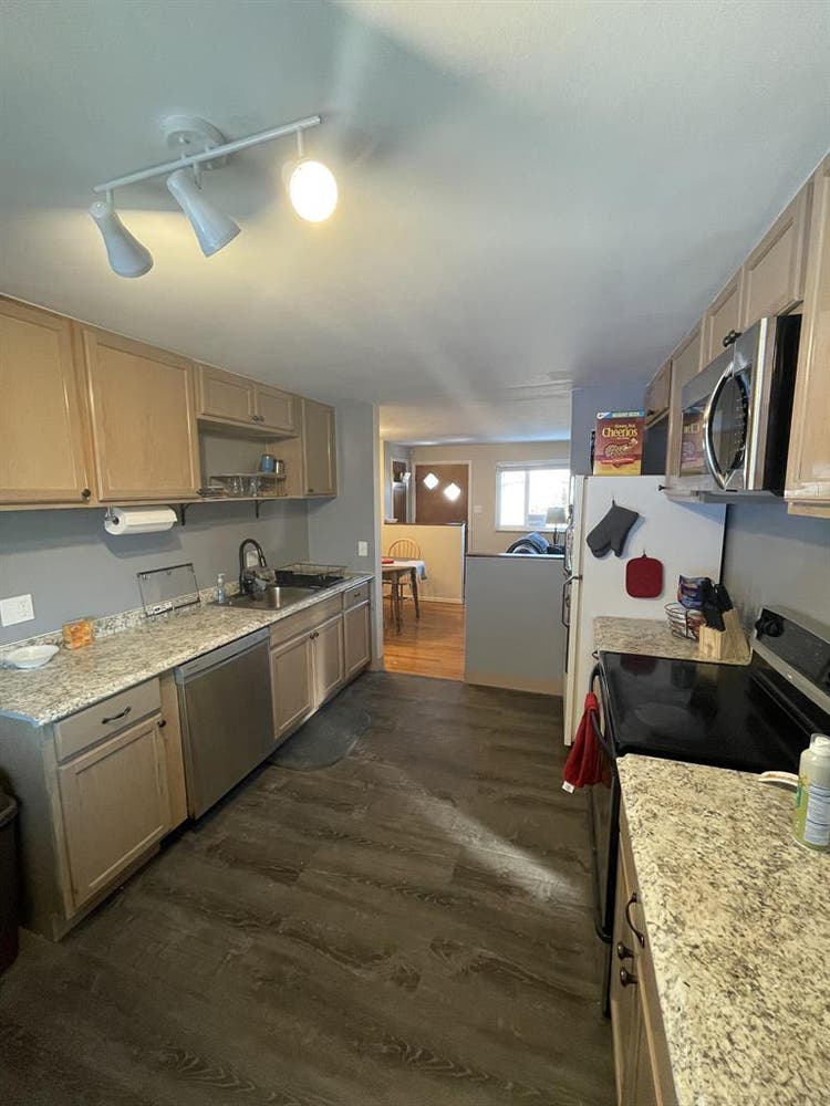 Private Basement Room Available!