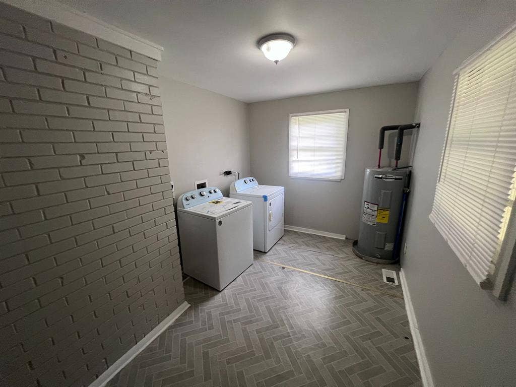 4 BR in Charlotte