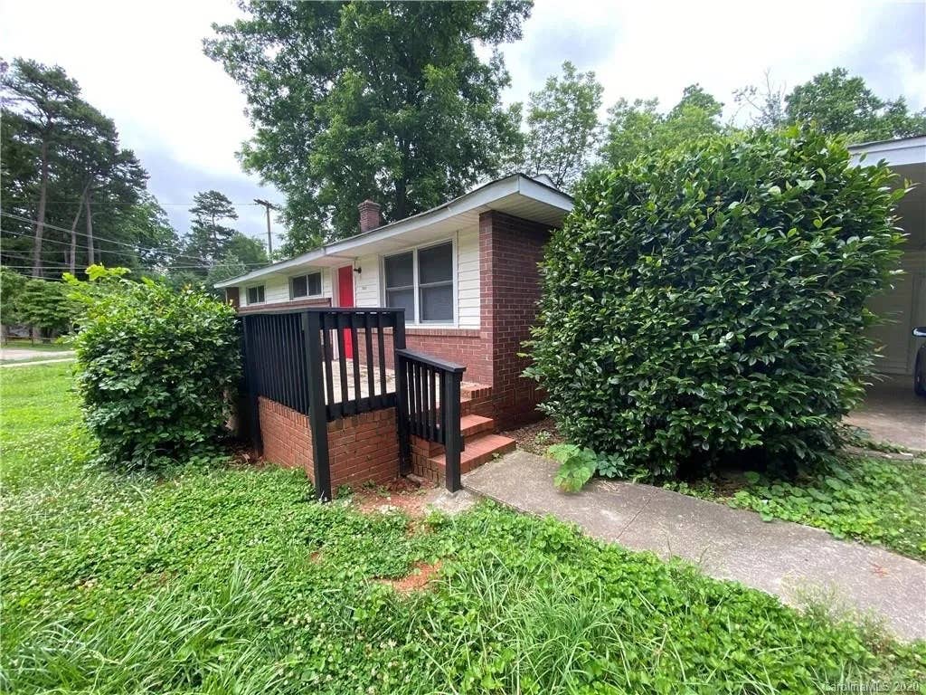4 BR in Charlotte