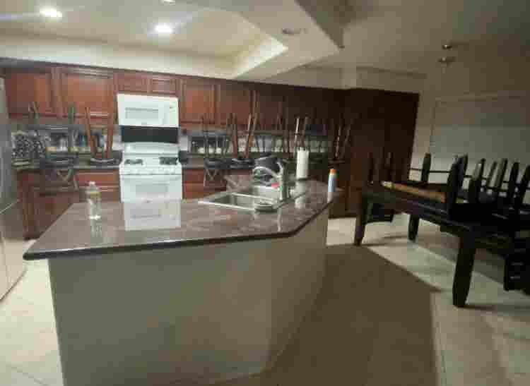 Furnished Queen room for rent