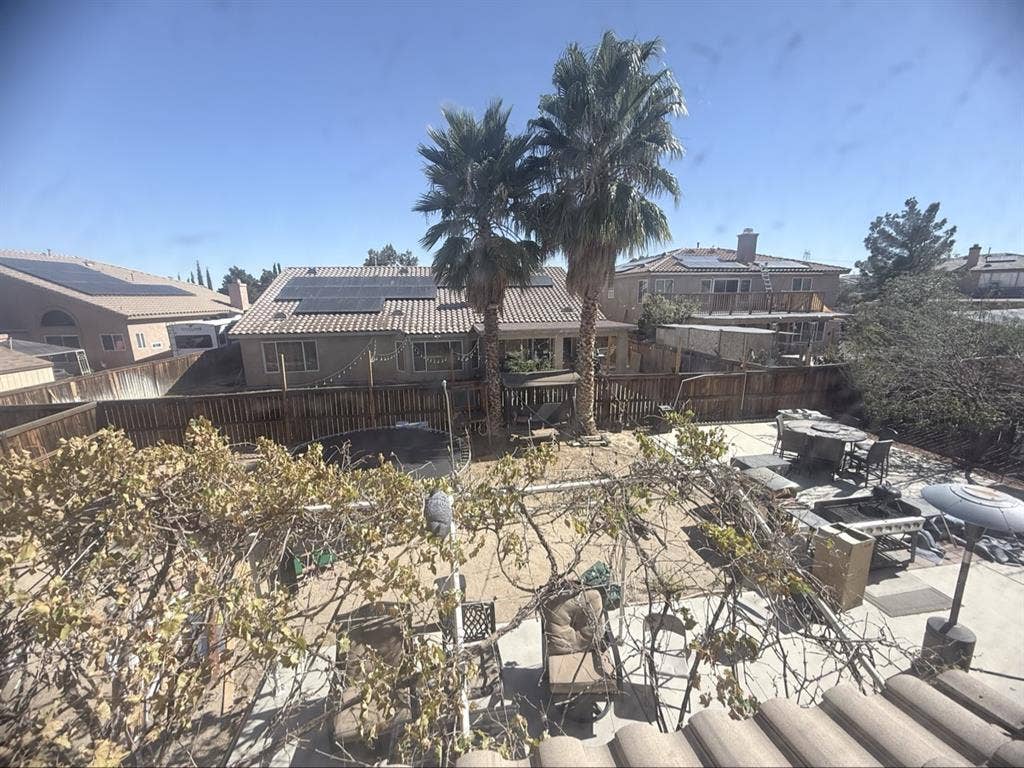 Furnished Queen room for rent