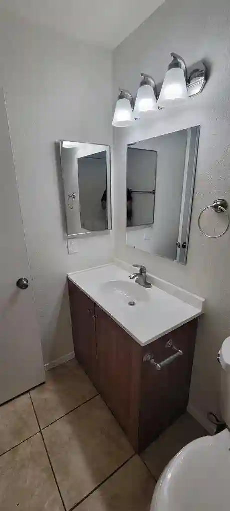 Seeking Roommates - 2 Rooms open