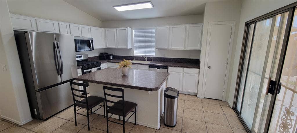 Seeking Roommates - 2 Rooms open
