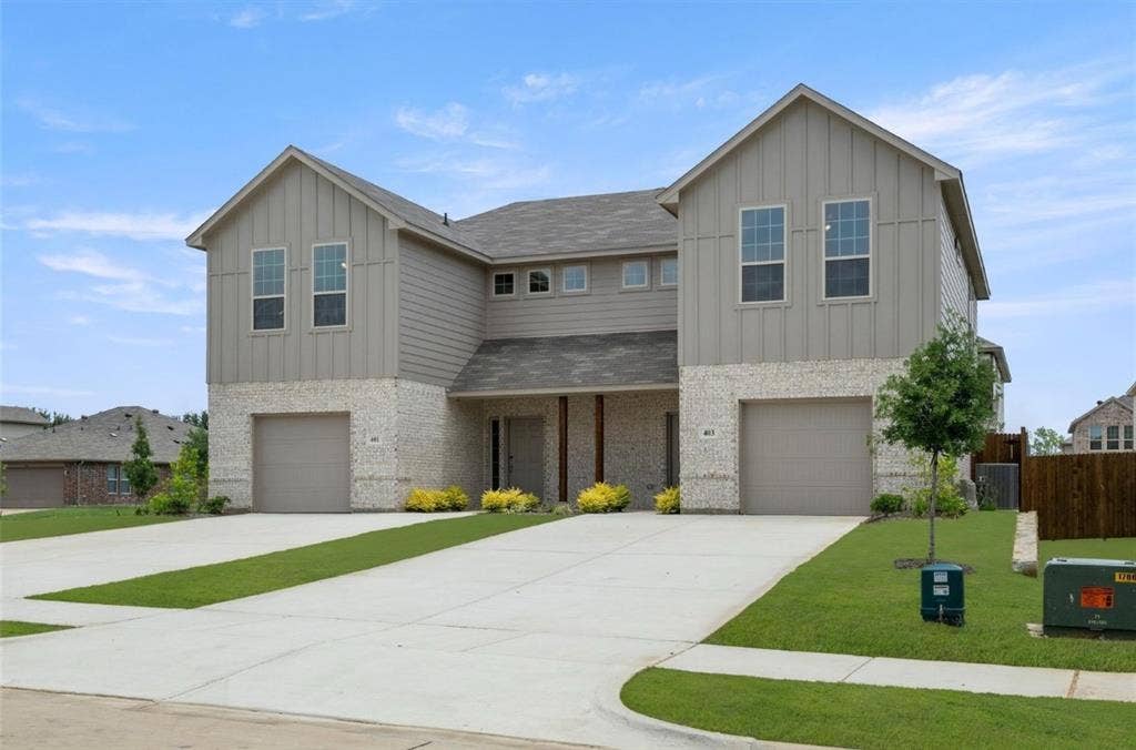 Furnished Rooms in Luxury Home UNT