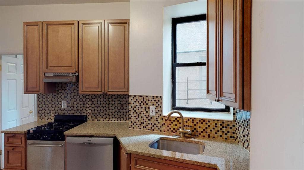 1 BR in Brooklyn