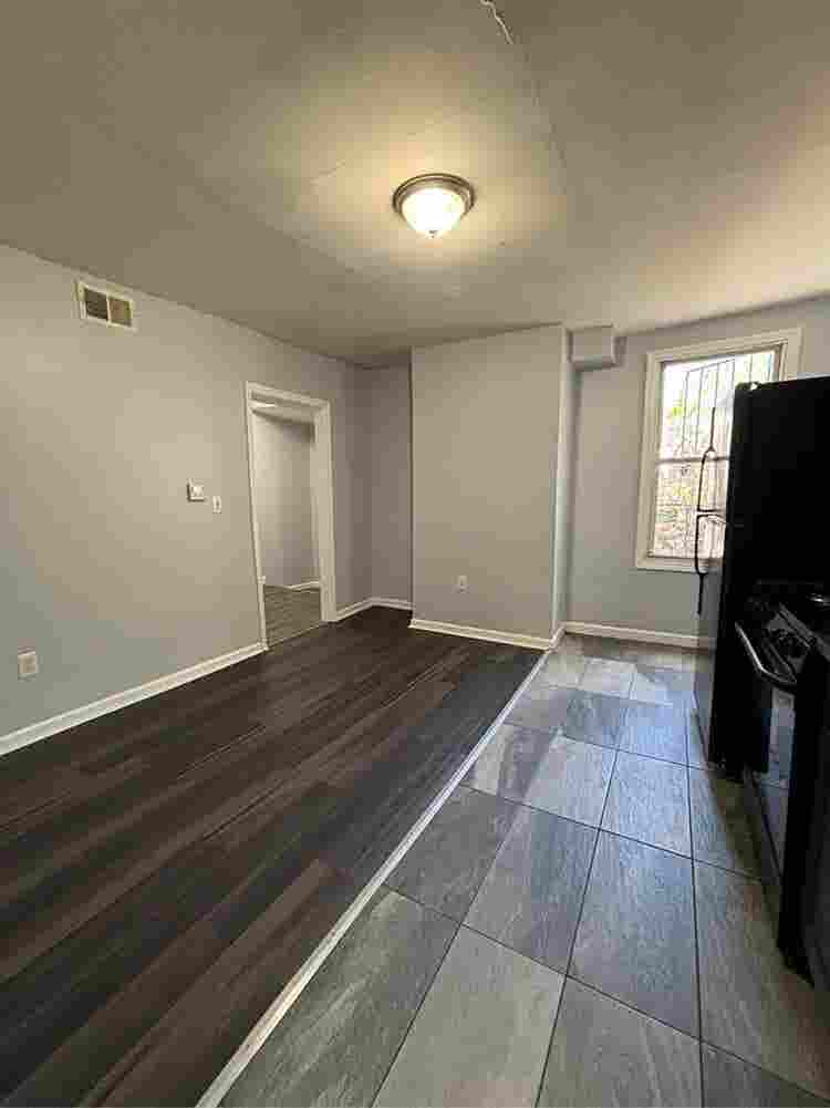 baths House for rent