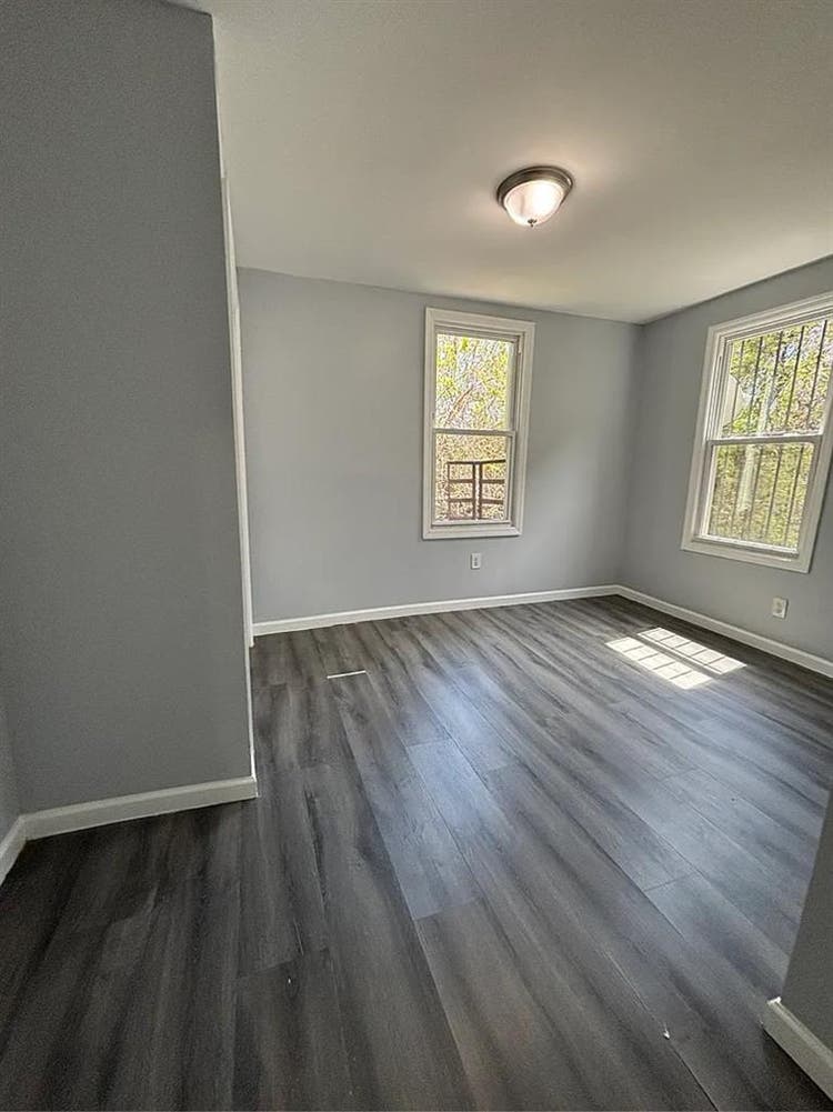 baths House for rent